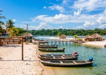 O “Caribe Amazônico” existe, fica no Brasil e foi eleito uma das praias mais belas do mundo pelo ranking do The Guardian