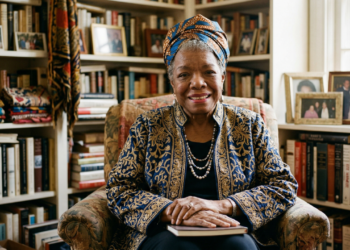 Frase do dia de Maya Angelou: “Você pode não controlar todos os eventos que acontecem com você, mas pode decidir não ser reduzido por eles.”