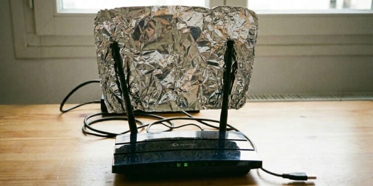 Papel alumínio no roteador: por que algumas pessoas usam o material para melhorar o sinal de Wi-Fi em casa