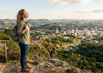 A cidade dos “bons ares” tem qualidade de vida invejável e prospera com natureza rica em cachoeiras a 8 km do centro