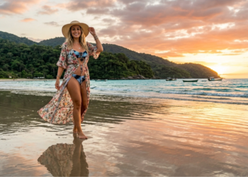 Uma ilha deserta com praias selvagens e golfinhos escondida em São Paulo que está ganhando fama por sua preservação