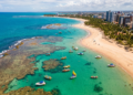 O Caribe brasileiro com 40 km de praias e piscinas naturais sobre a maior área de corais do país