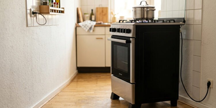 Por que não encostar o fogão totalmente na parede pode aumentar a segurança e melhorar o desempenho