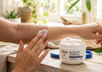 Os 5 hidratantes da Dove que são sucesso absoluto pela hidratação intensa e rápida absorção