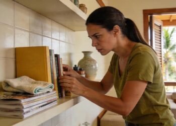 Segundo a psicologia, as pessoas que organizam a casa excessivamente para aliviar o estresse tendem a apresentar estas 5 características