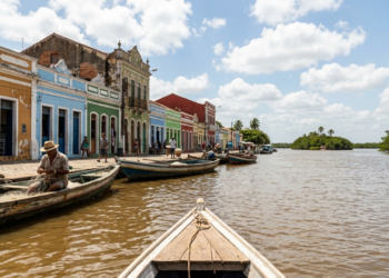 Desde 1889, Portugal, Inglaterra e Alemanha são abastecidas por uma cidade brasileira simples que hoje guarda 830 imóveis tombados pelo IPHAN e o maior delta das Américas