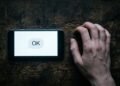 Significado psicológico de responder apenas "OK"