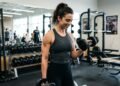 O que comer no café da manhã para ganhar massa muscular sem exagerar nas calorias