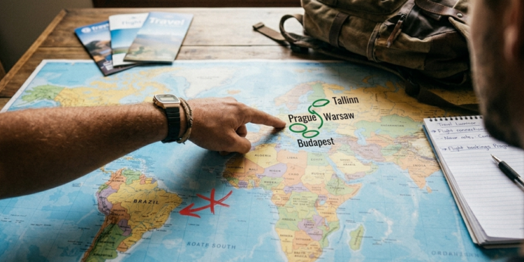 Praga, Budapeste, Varsóvia e Tallinn batem recordes de turistas com a 'Nova Europa' que é mais barata e moderna que o Nordeste