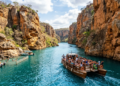 O sertão do Nordeste esconde o 5º maior cânion navegável do mundo e encanta com águas verdes esmeralda e passeios de barco