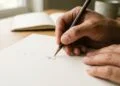 letra T revela timidez na grafologia