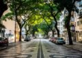 O bairro do Rio de Janeiro onde 3 mil árvores formam um corredor verde de quase 2 quilômetros e foi tombado como patrimônio paisagístico