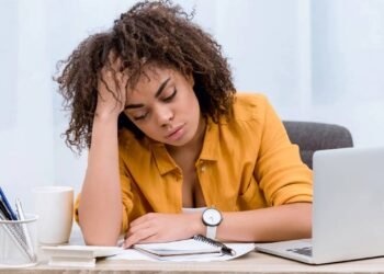 A psicologia diz que as crianças que nunca davam trabalho costumam se transformar em adultos gentis, competentes e incapazes de admitir que estão no limite