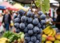 Quase ninguém imagina para que serve aquele pó branco que aparece em algumas frutas