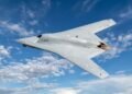 Aeronave experimental X-65 de asas triangulares voando, sem flaps ou superfícies de controle móveis visíveis.