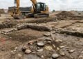 Pesquisadores estavam construindo uma rodovia e encontraram um assentamento celta perdido repleto de ouro e prata