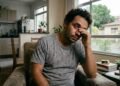 Médicos explicam por que a maioria das pessoas que reclama de cansaço constante e falta de foco pode estar com deficiência de ferro que quase ninguém mede