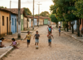 Usei o ChatGPT para reviver minha infância no interior e percebi que cresci num tempo em que a rua ainda fazia parte da educação