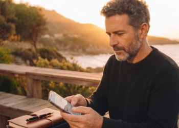 Pessoas que preferem enviar mensagens de texto a fazer ligações telefônicas podem não ser antissociais; podem estar protegendo a qualidade do seu pensamento das exigências do desempenho em tempo real.