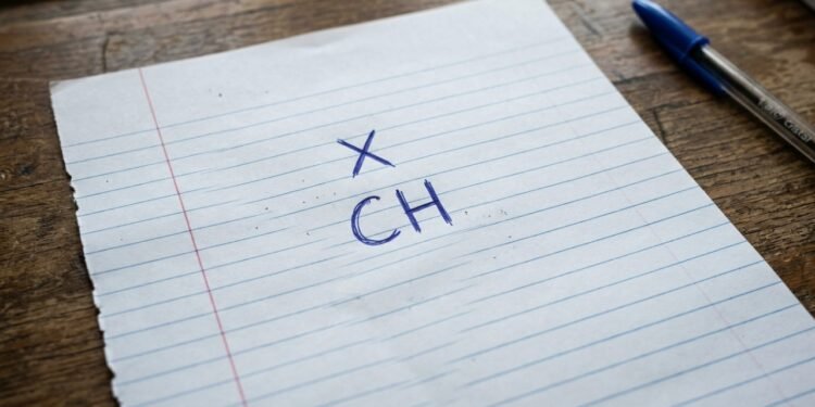 A palavra que muita gente acha que tem 'X' mas é com 'CH'