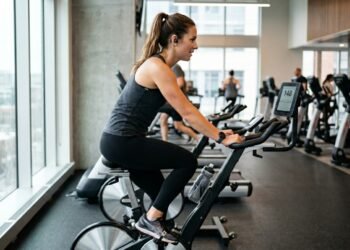 Especialistas destacam 5 opções de cardio de baixo impacto para treinos intensos