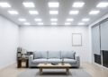 A luz branca na sala pode deixar tudo mais visível e ainda assim acabar com o conforto da decoração