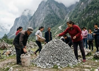 O significado do provérbio chinês, “Quem move montanhas começa carregando pequenas pedras”