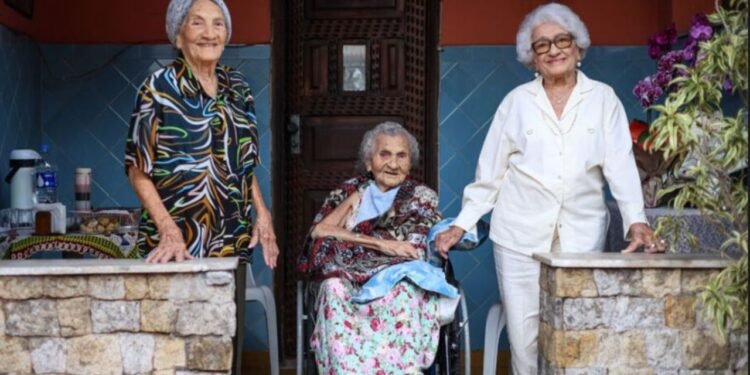 Atualmente, Levita lidera a contagem com 109 anos, seguida por Zoraida com 104 e Zulina com 103 anos