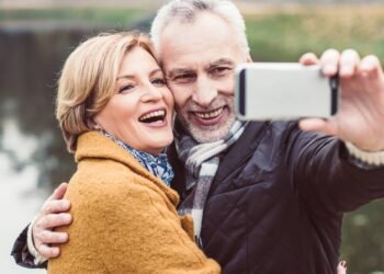 O que torna os relacionamentos mais estáveis após os 50 anos