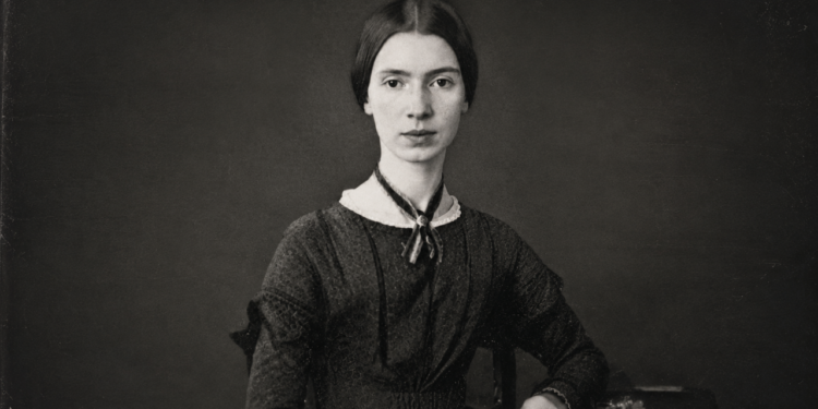Citação de Emily Dickinson: “A alma escolhe a sua própria companhia, fecha a porta ao resto do mundo e guarda em silêncio aquilo que reconhece como verdadeiro.” A reflexão que ensina por que nem toda presença merece entrar no lugar mais íntimo da sua vida