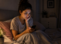 Segundo a psicologia, o que significa gostar de dormir tarde?