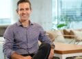 A citação de David Vélez, fundador e CEO do Nubank: “Procure fazer coisas difíceis. O fato de ser difícil é muito bom porque significa que, se você consegue, é mais fácil levantar capital e mais fácil vencer o concorrente.”