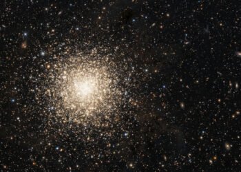 Telescópios registram um aglomerado de estrelas que impressiona pela grandiosidade na astronomia
