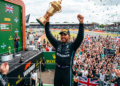 A citação do dia de Lewis Hamilton: “Lembre-se de quem você é. Você já fez isso uma vez, e vai conseguir de novo.”