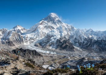 Monte Everest lidera as 14 montanhas mais altas do mundo por um motivo estudado pela Ciência