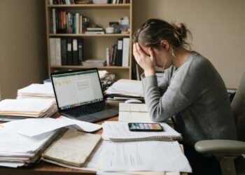 O cérebro explica por que o estresse aumenta a procrastinação no dia a dia