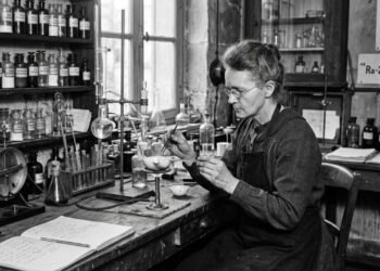 Marie Curie, cientista: “Ao longo da história, o desejo de conhecimento tem sido uma das forças motrizes mais poderosas da humanidade.”