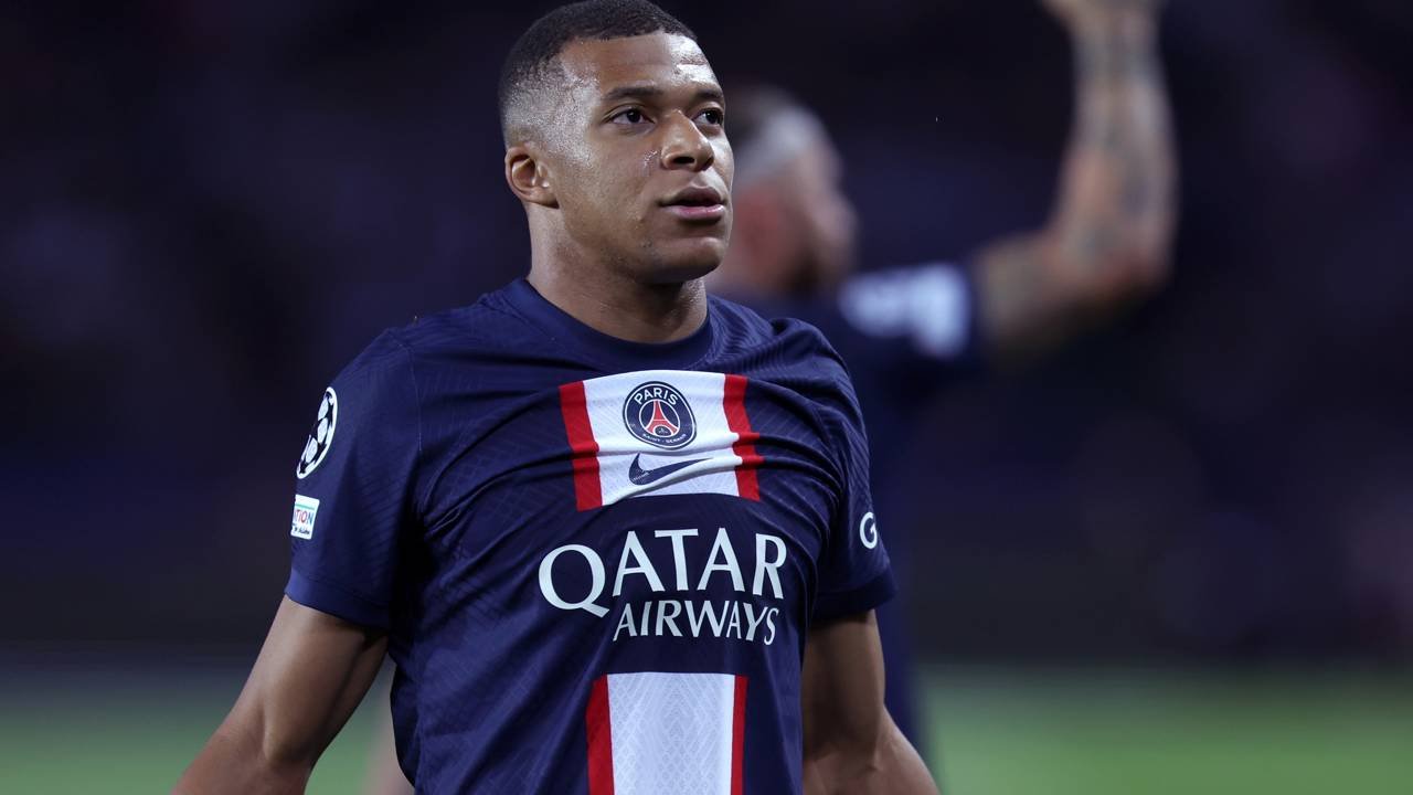 Como Mbappé virou “ditador” na internet e o que está por trás dessa onda de memes