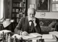 Sigmund Freud, médico e neurologista austríaco: “Se duas pessoas sempre concordam em tudo, posso garantir que uma delas está pensando por ambas.”