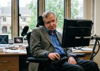 Stephen Hawking, cientista britânico: “O maior inimigo do conhecimento não é a ignorância, mas a ilusão do conhecimento.”