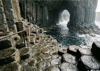 caverna de Fingal