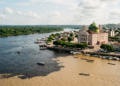 A Paris dos Trópicos na Amazônia encanta com rios que não se misturam e o teatro construído com mármore da Itália