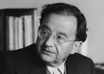 Erich Fromm, psicanalista, sobre o amor: "encontrar a “pessoa certa” não basta, amar é uma capacidade que exige cuidado, responsabilidade, respeito e conhecimento".