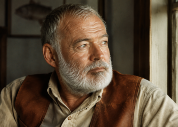 Ernest Hemingway, escritor e vencedor do Prêmio Nobel: “Um homem pode ser destruído, mas não derrotado.”