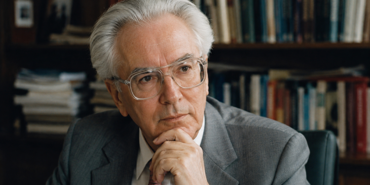 Viktor Frankl, filósofo e psiquiatra austríaco: “Tudo pode ser tirado de uma pessoa, menos a liberdade de escolher sua atitude diante das circunstâncias.”