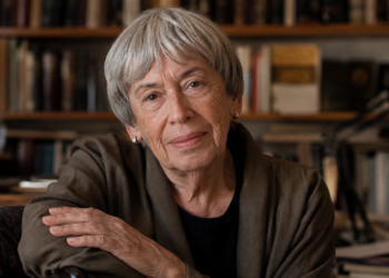 Ursula K. Le Guin, escritora americana: “Qualquer poder humano pode ser resistido e transformado por seres humanos.”