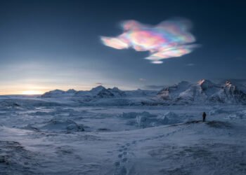 Cientistas explicam por que as características das nuvens nacaradas revelam mudanças na atmosfera dos polos