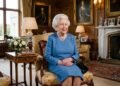 Citação do dia da Rainha Elizabeth II: "Quando a vida fica difícil, os corajosos não desistem nem aceitam a derrota; pelo contrário, tornam-se ainda mais determinados a lutar por um futuro melhor."