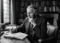 Carl Jung explicou que a solidão surge não da ausência de pessoas, mas de não conseguir comunicar o que realmente importa para nós