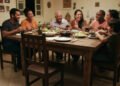 Crianças que cresceram sendo constantemente comparadas aos irmãos podem se tornar adultos que evitam reuniões familiares, mas a psicologia mostra que o afastamento costuma começar muito antes da última discussão